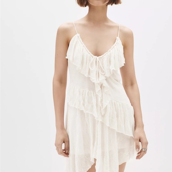 Pull&Bear White Layered Dress - Picture 2 of 3
